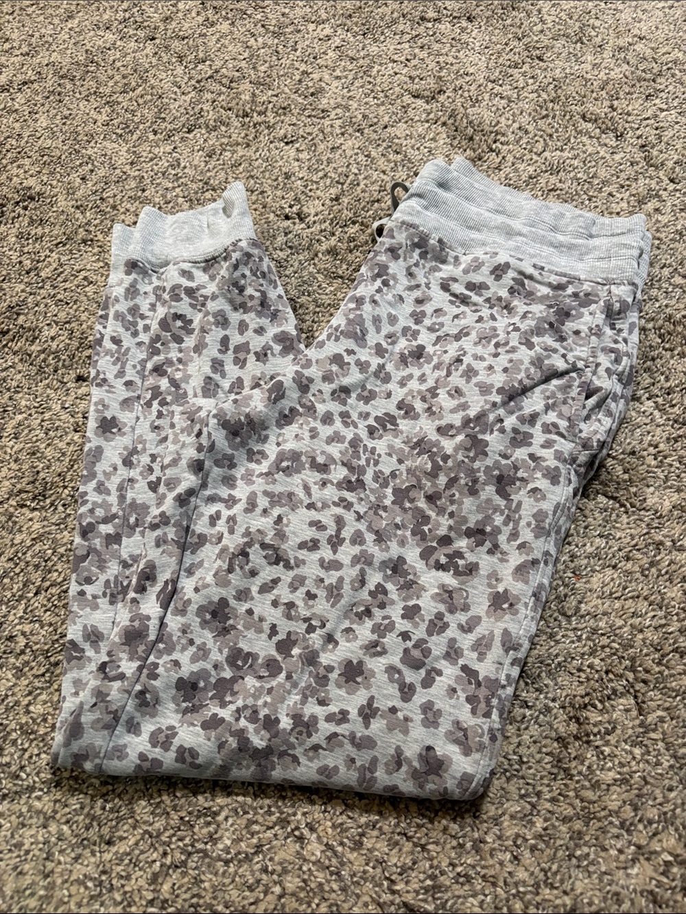 Athleta Balance Printed Joggers size small